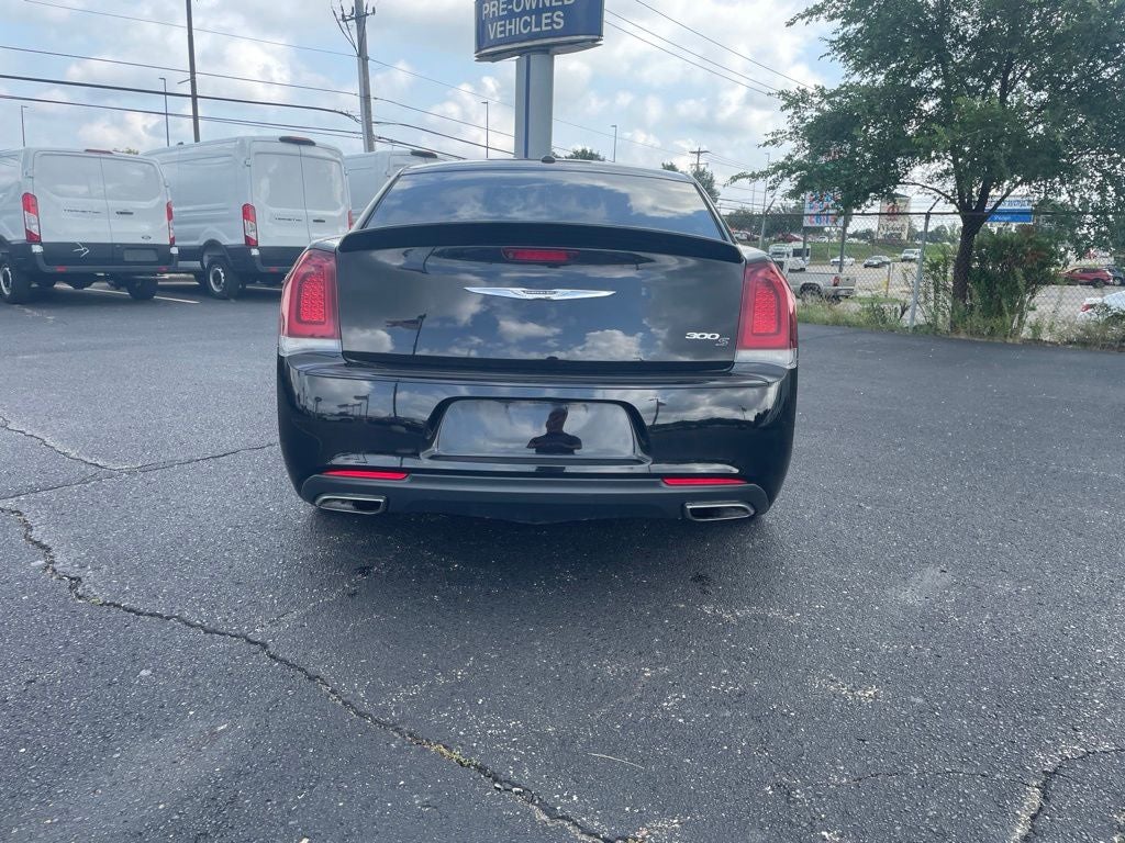 2017 Chrysler 300 S