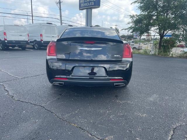 2017 Chrysler 300 S