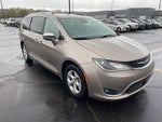 2017 Chrysler Pacifica Hybrid Platinum