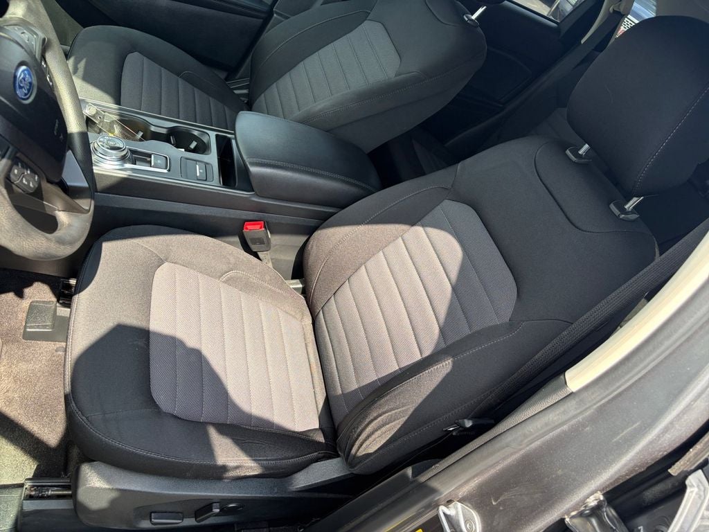 2022 Ford Edge SE