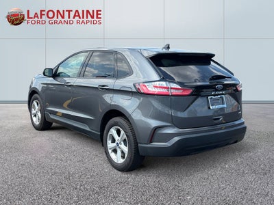 2022 Ford Edge SE