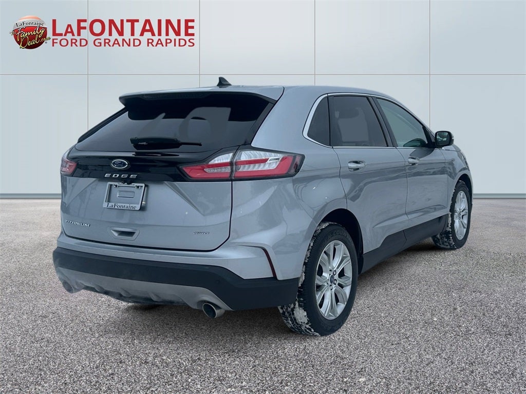 2022 Ford Edge Titanium