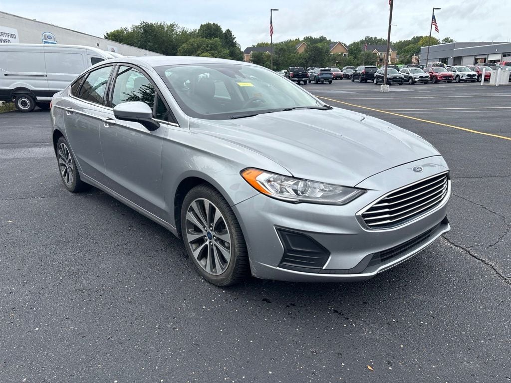 2020 Ford Fusion SE