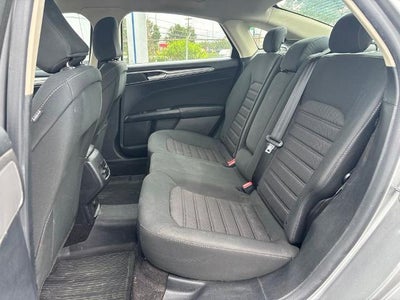 2020 Ford Fusion SE