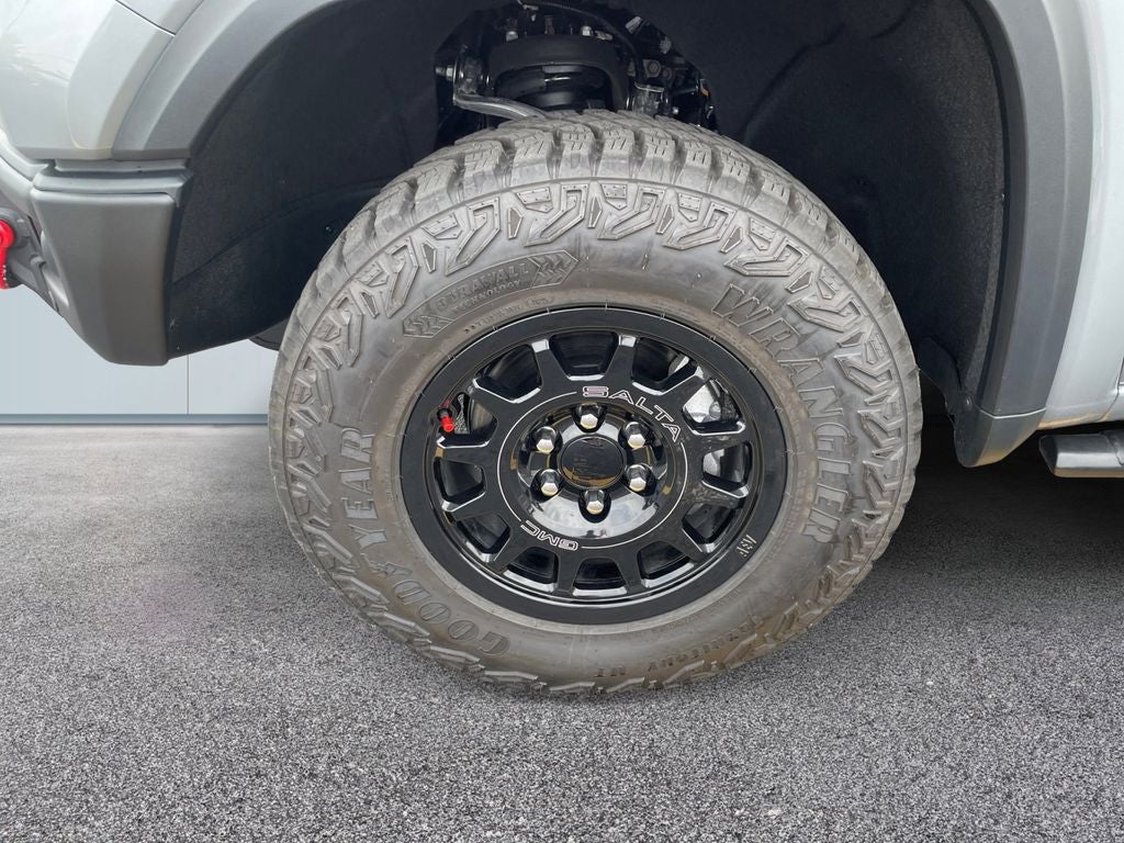 2025 GMC Sierra 1500 AT4X