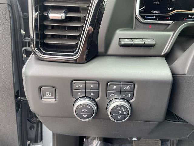 2025 GMC Sierra 1500 AT4X