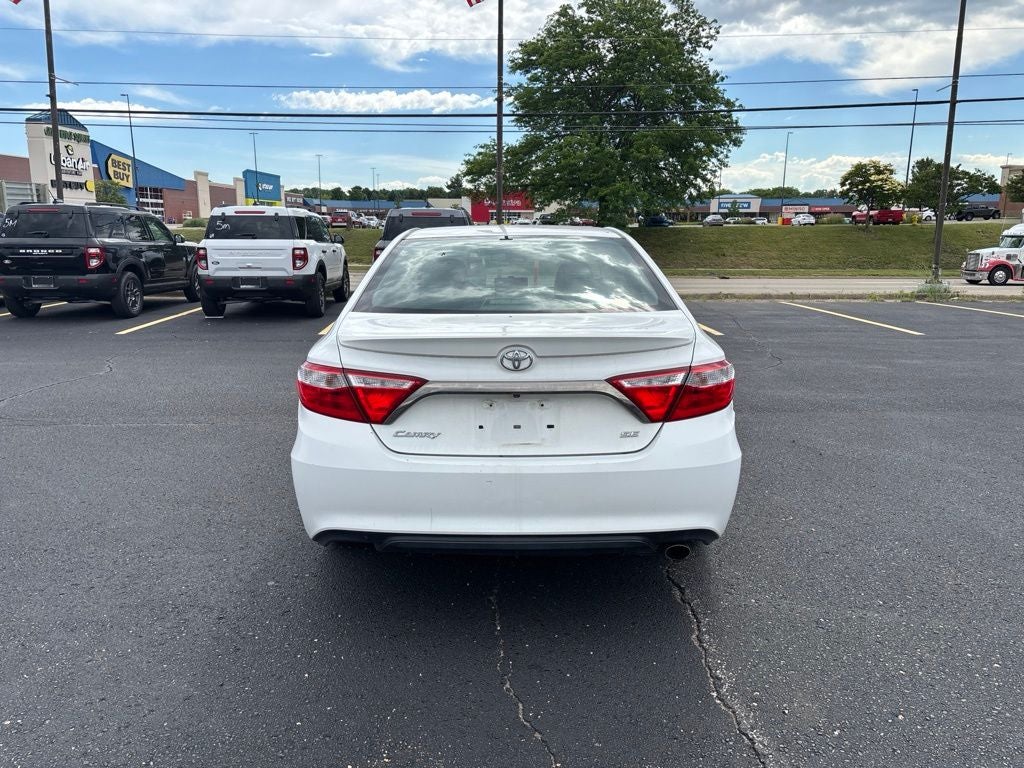 2017 Toyota Camry SE