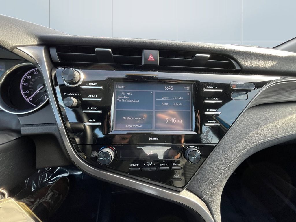 2020 Toyota Camry SE