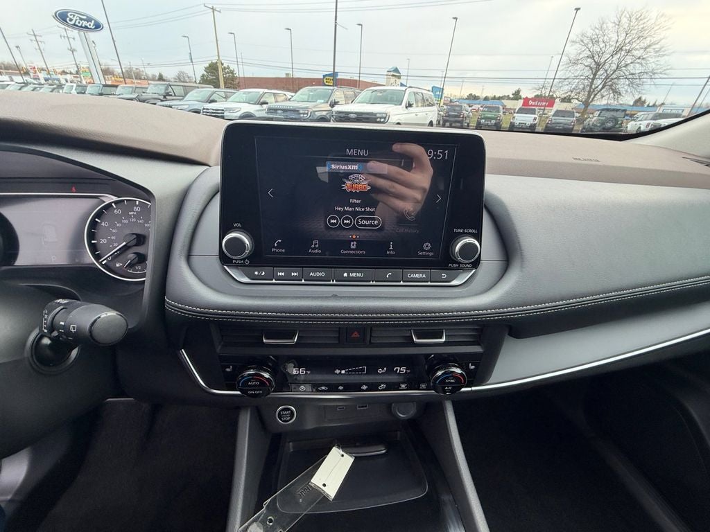 2023 Nissan Rogue S