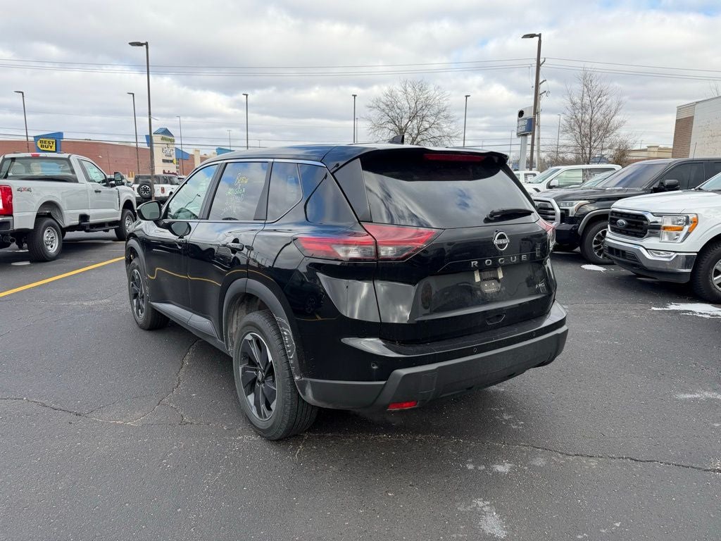 2025 Nissan Rogue SV