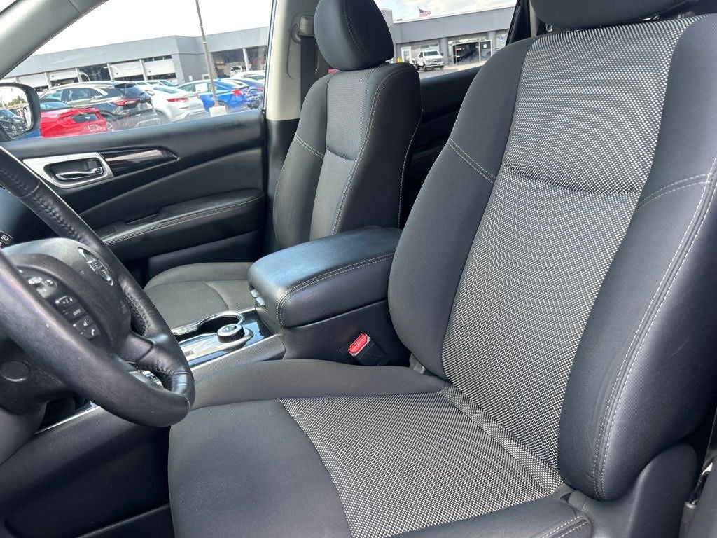 2019 Nissan Pathfinder Platinum