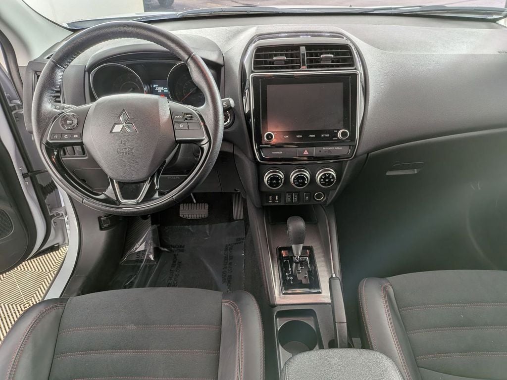 2025 Mitsubishi Outlander Sport 2.0 SE