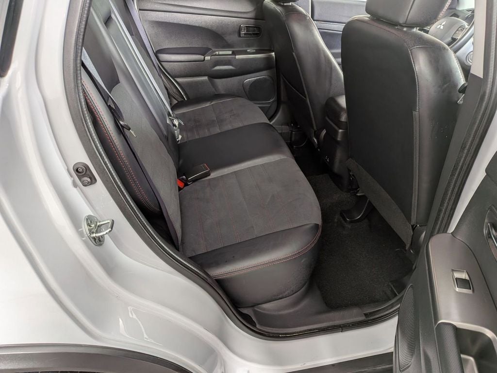 2025 Mitsubishi Outlander Sport 2.0 SE