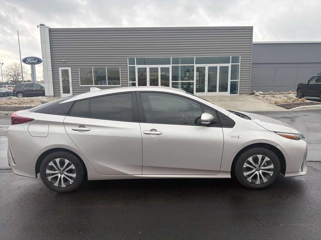 2022 Toyota Prius Prime XLE