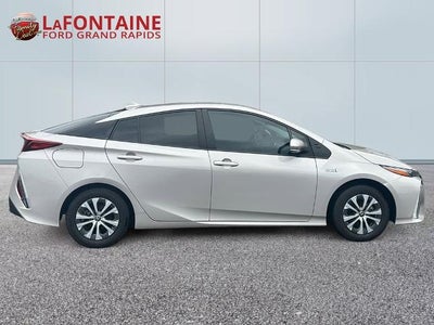 2022 Toyota Prius Prime XLE