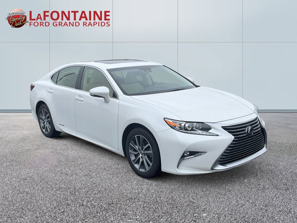 2018 Lexus ES 300h