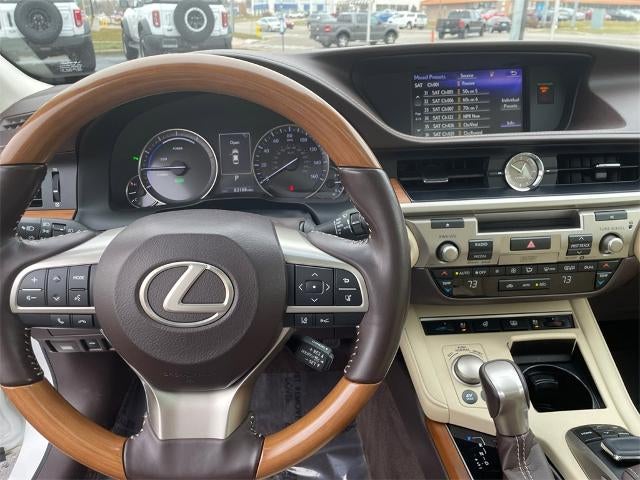 2018 Lexus ES 300h