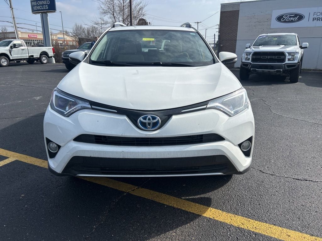 2016 Toyota RAV4 Hybrid XLE