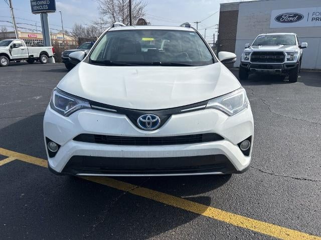2016 Toyota RAV4 Hybrid XLE