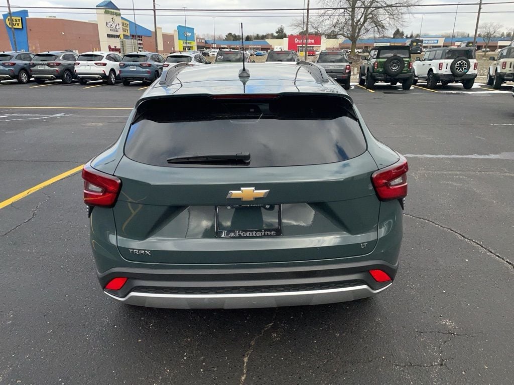 2025 Chevrolet Trax LT