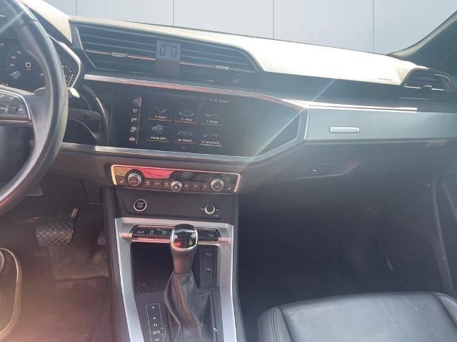 2021 Audi Q3 Premium quattro