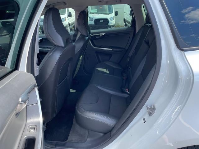 2017 Volvo XC60 T5