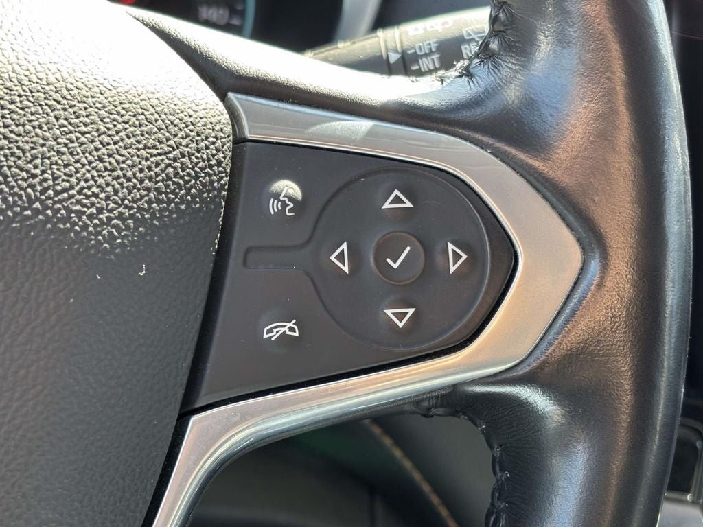 2021 Chevrolet Traverse LT Leather