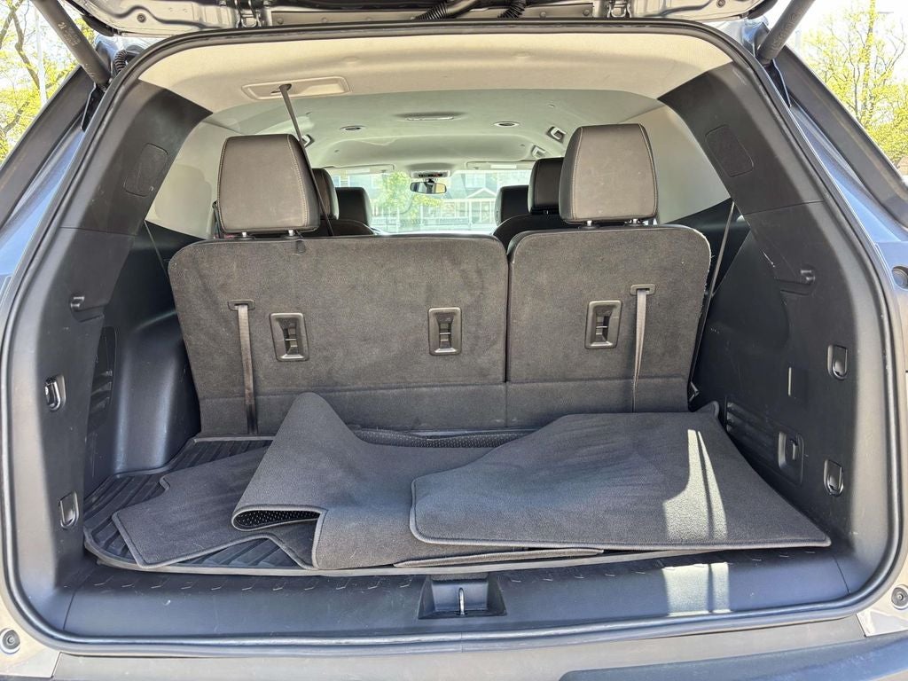 2021 Chevrolet Traverse LT Leather