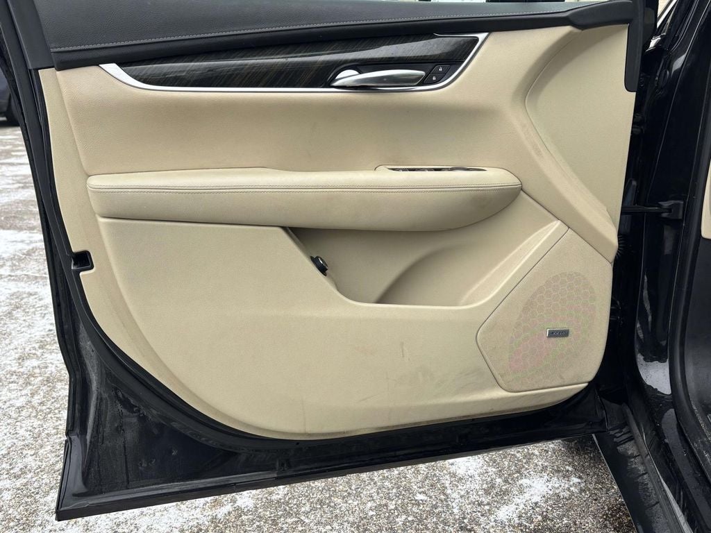 2017 Cadillac XT5 Base