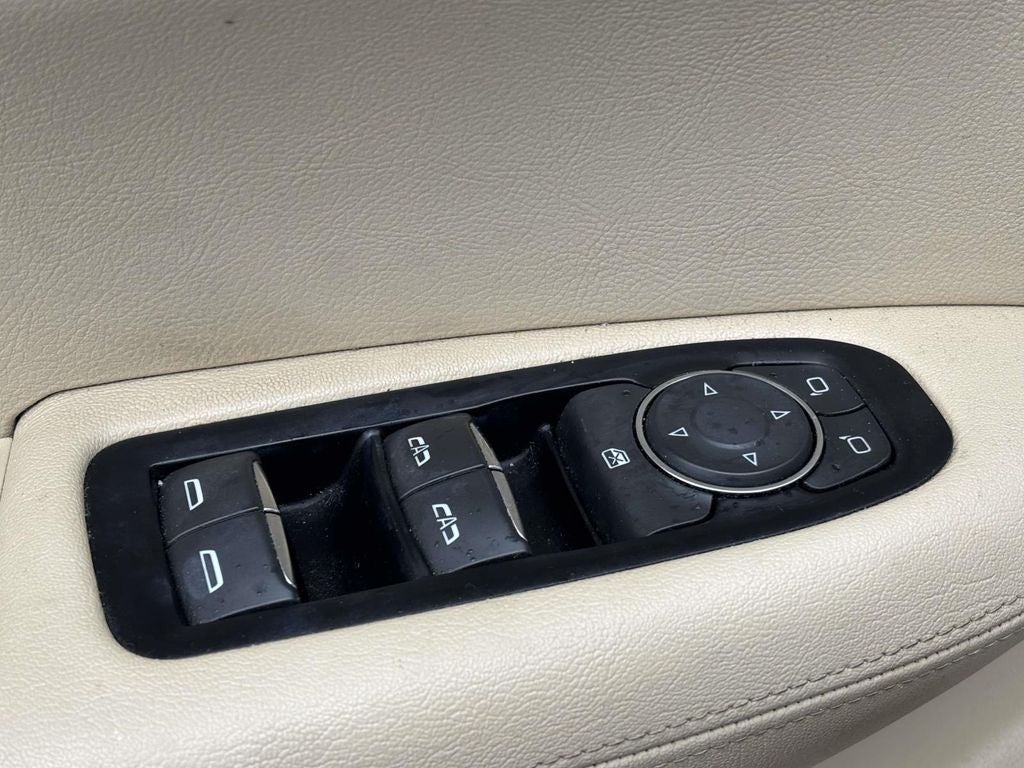 2017 Cadillac XT5 Base