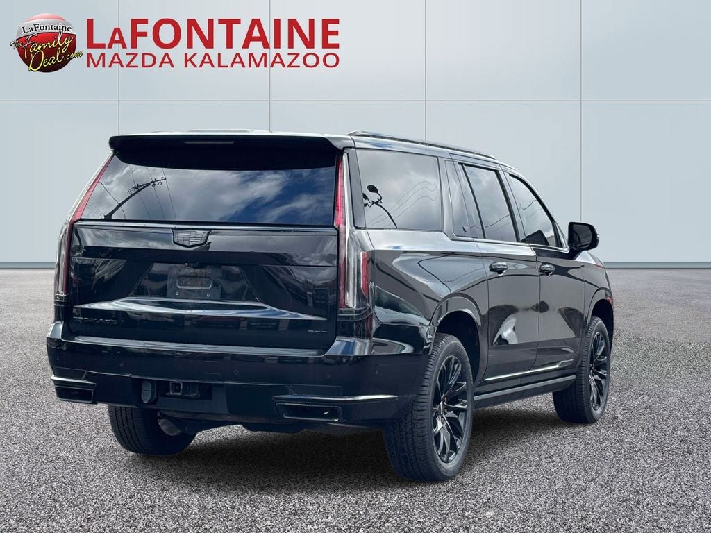 2021 Cadillac Escalade ESV Premium