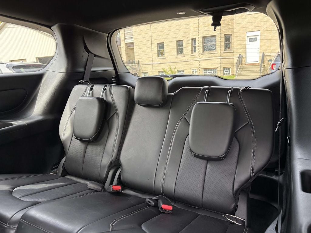 2025 Chrysler Pacifica Select