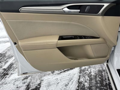 2014 Ford Fusion Hybrid SE