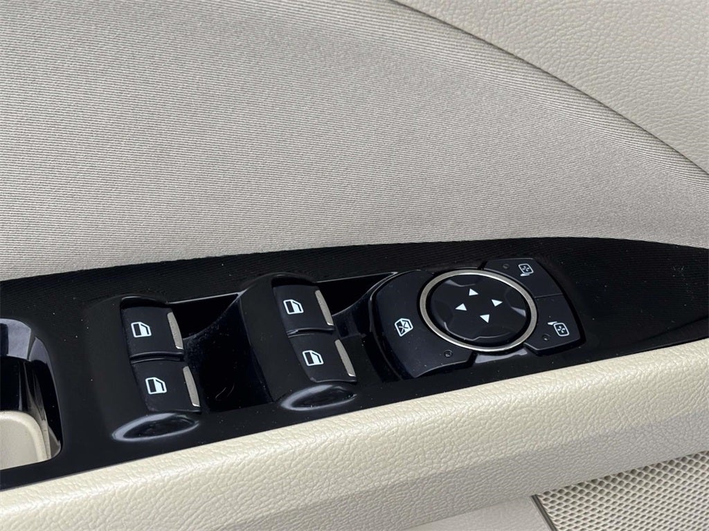 2014 Ford Fusion Hybrid SE