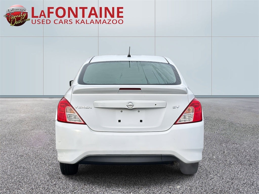 2018 Nissan Versa 1.6 SV