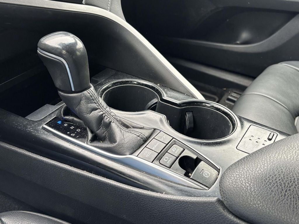 2018 Toyota Camry Hybrid SE