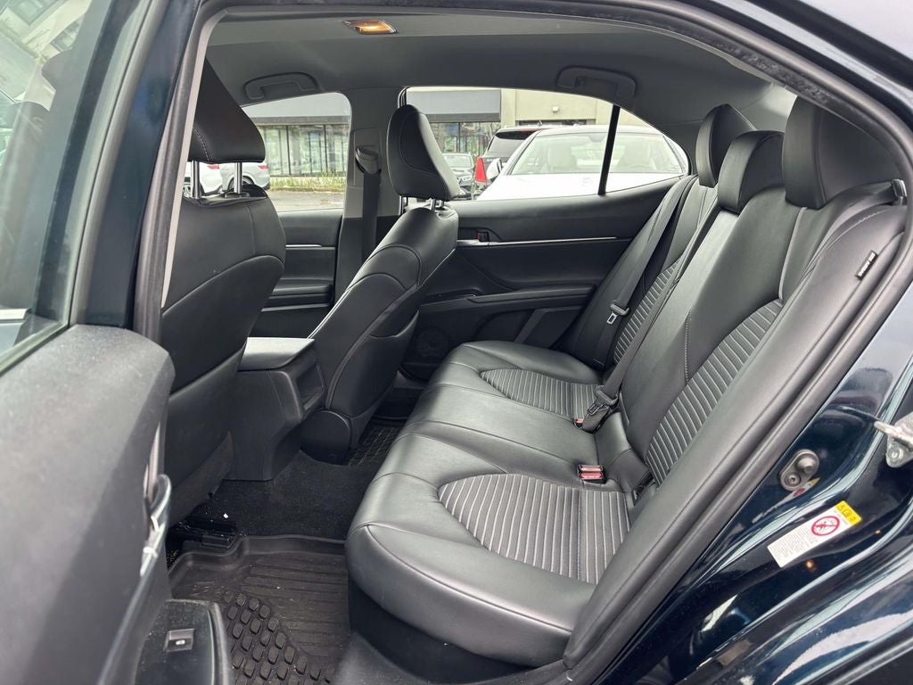 2018 Toyota Camry Hybrid SE