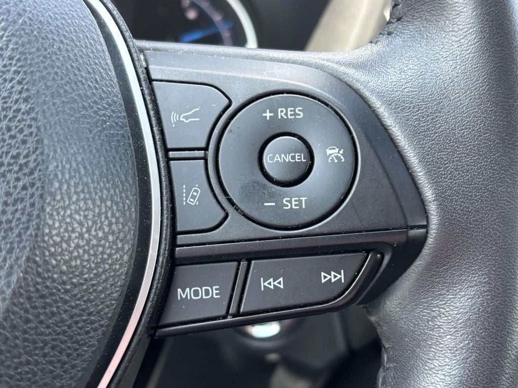 2023 Toyota RAV4 Hybrid XLE