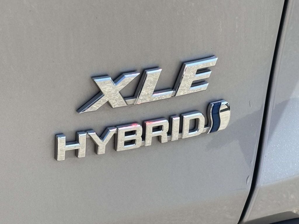 2023 Toyota RAV4 Hybrid XLE