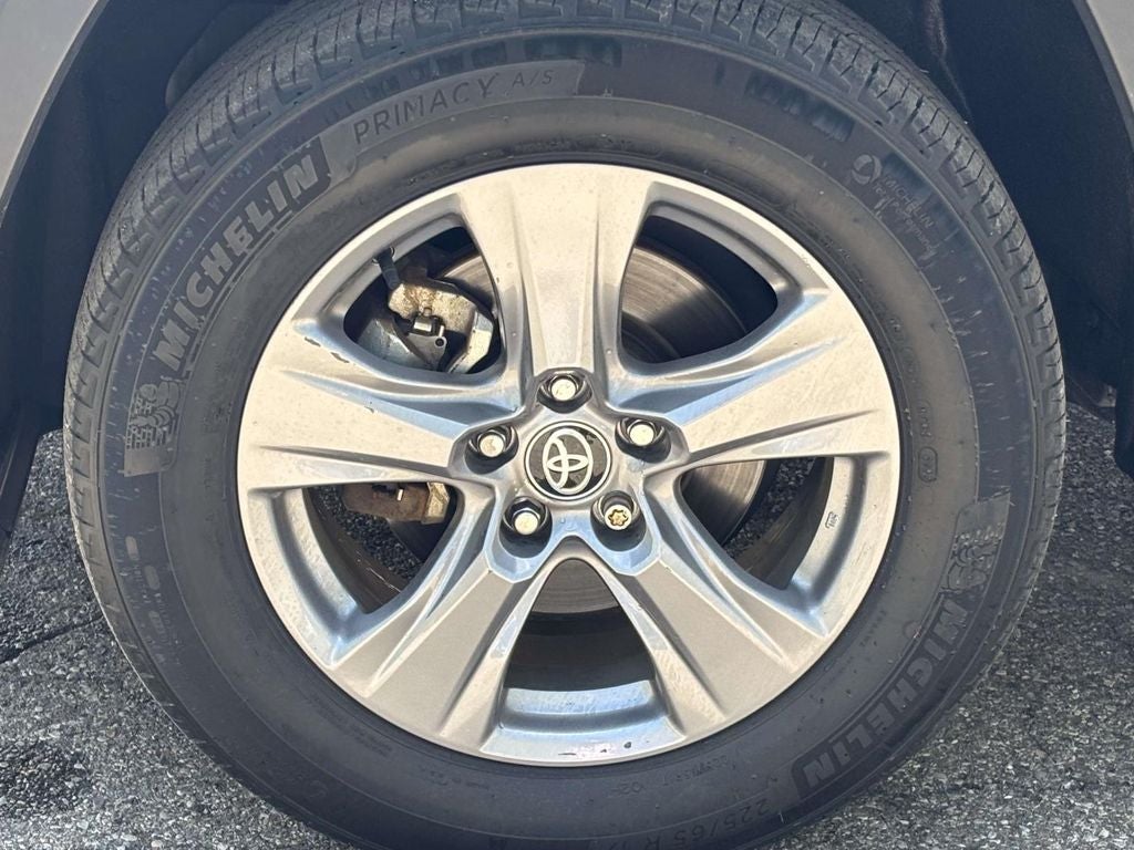 2023 Toyota RAV4 Hybrid XLE