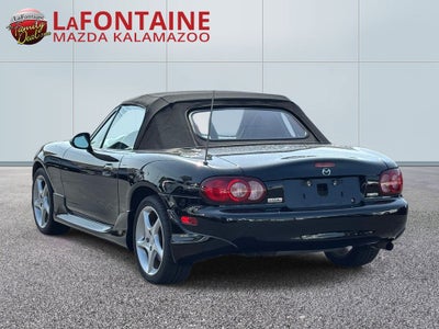 2003 Mazda Mazda Miata Base