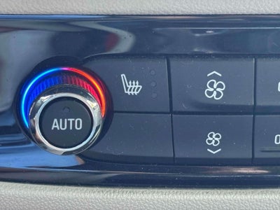 2018 Buick Regal TourX Essence