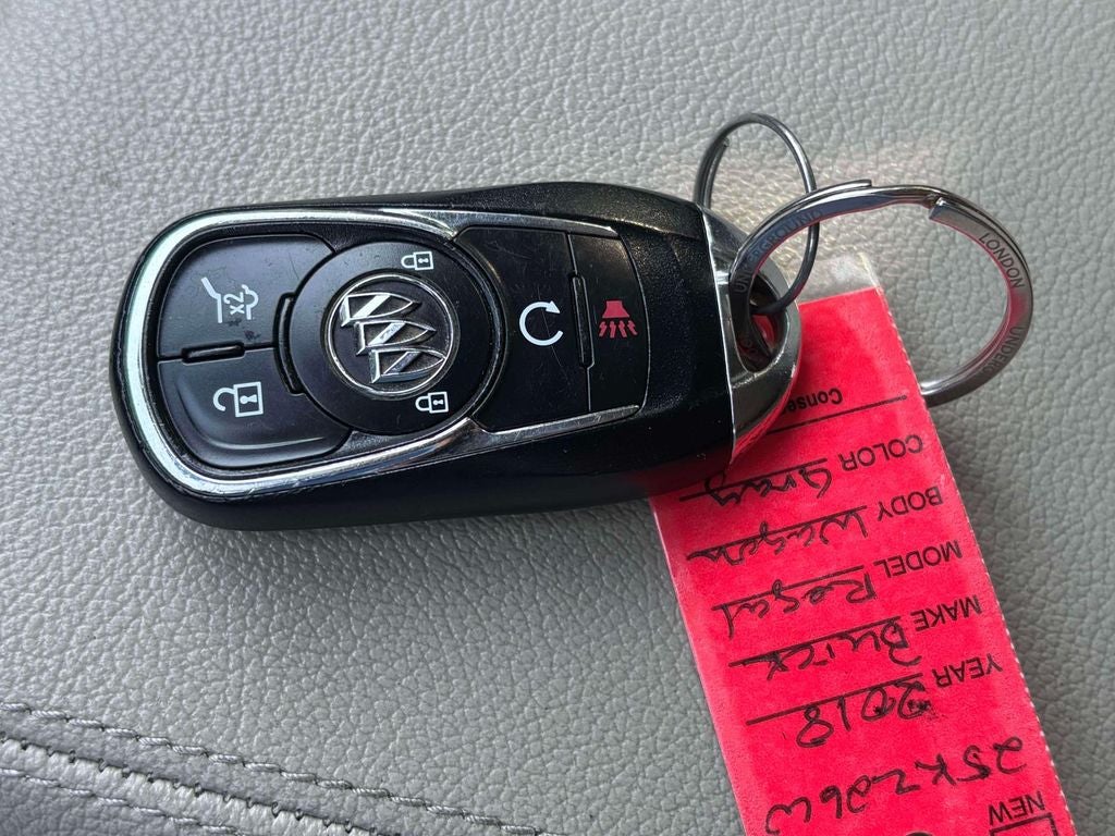 2018 Buick Regal TourX Essence