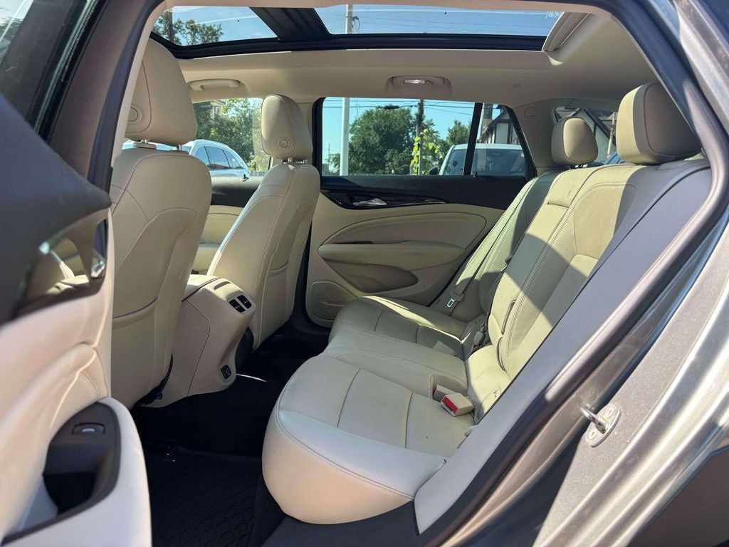 2018 Buick Regal TourX Essence