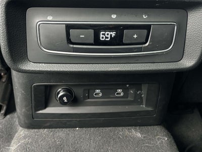 2022 Audi Q7 45 Premium quattro