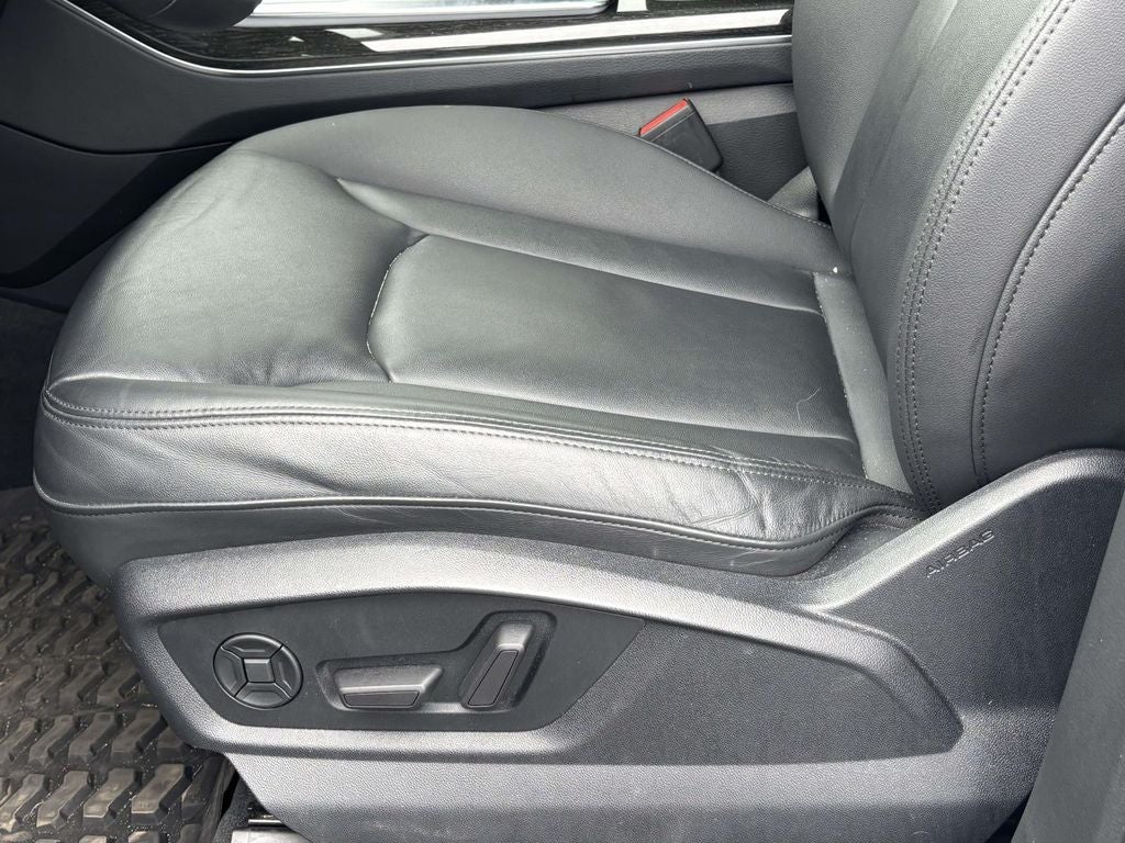 2022 Audi Q7 45 Premium quattro