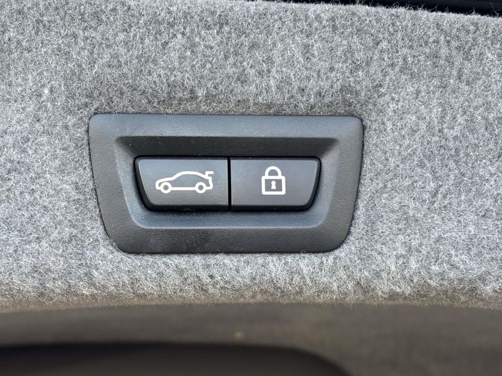 2011 BMW 7 Series 750Li xDrive