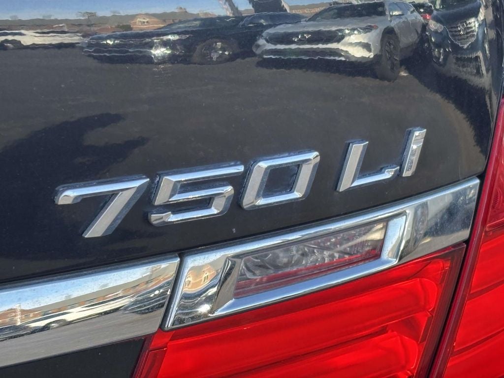 2011 BMW 7 Series 750Li xDrive