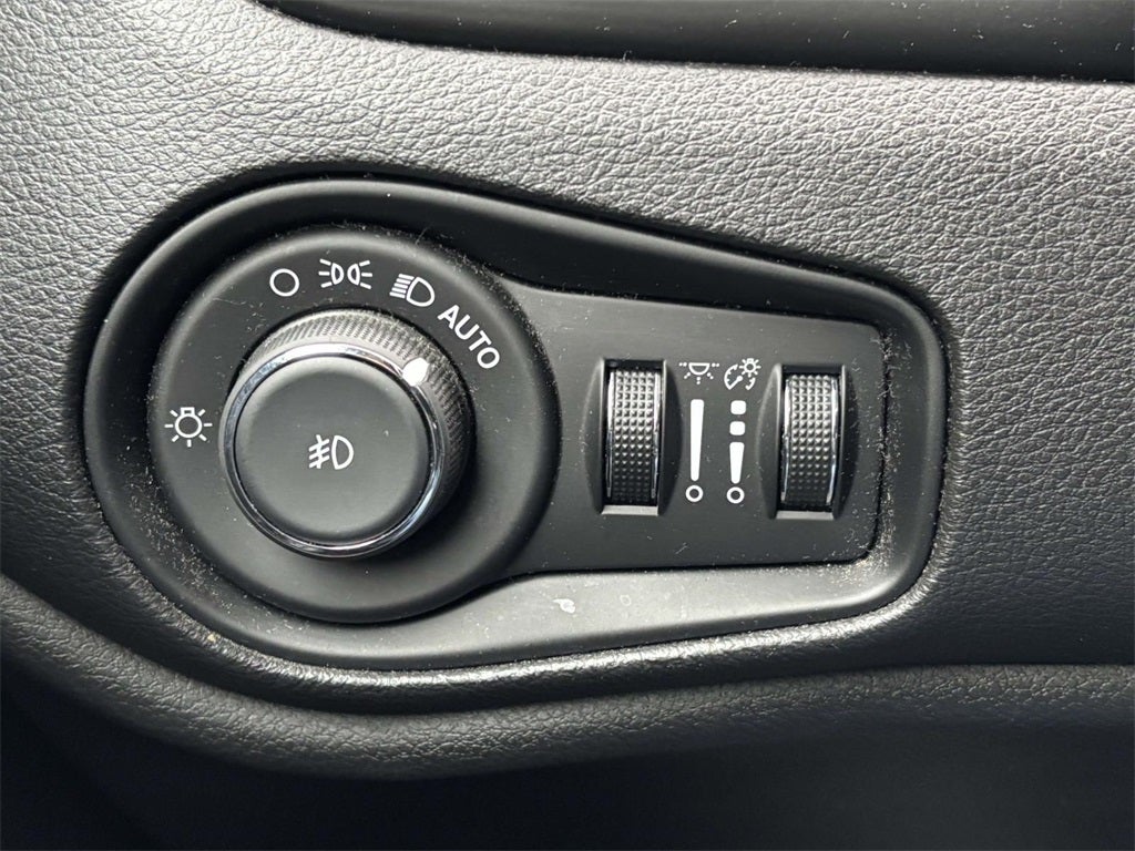 2016 Jeep Renegade Latitude 75th Anniversary Edition