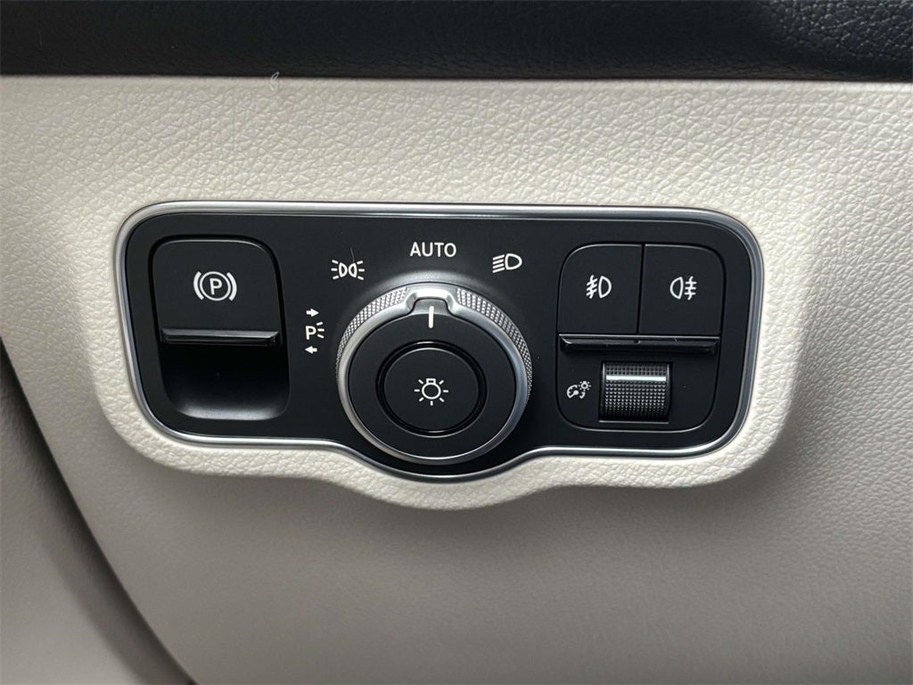 2026 Mercedes-Benz GLB GLB 250 4MATIC®